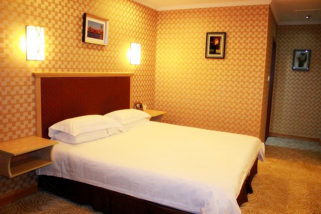 Omeiga Business Hotel Yiwu (Zhejiang) Exterior foto